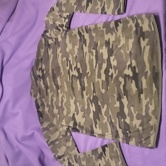 0700. NWTs ~ Eddie Bauer Youth L (14/16) Quest 1/4 Zip Sweater Sweatshirt Green - Picture 4 of 10